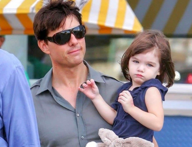 Futur mannequin : à quoi ressemble la fille de 16 ans de Tom Cruise et Katie Holmes ?