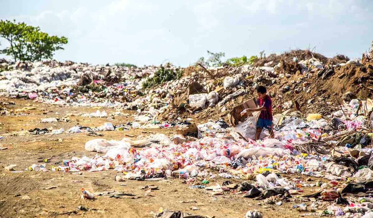 Une étude de Greenpeace révèle que le recyclage du plastique est un « concept raté », avec seulement 5% du plastique recyclé aux USA