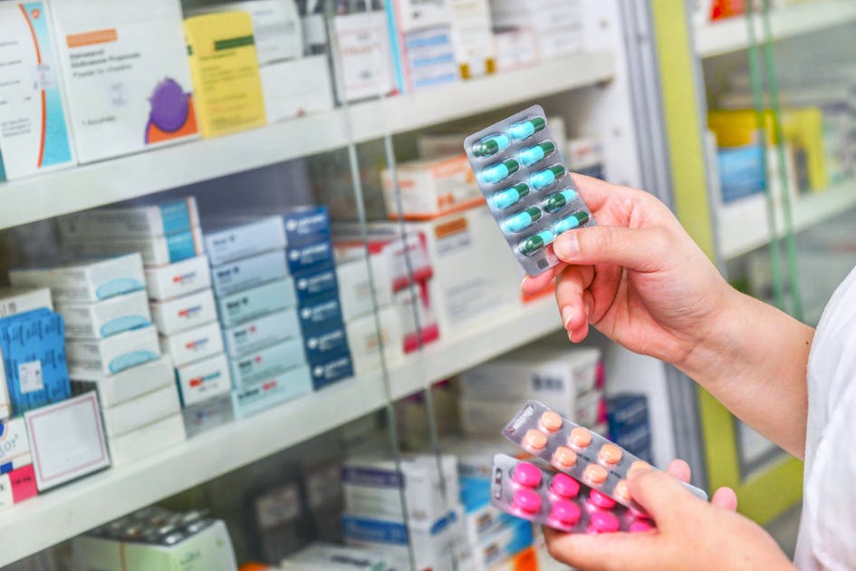 Liste noire 2023 de la revue “Prescrire” : quels sont les médicaments à éviter ?