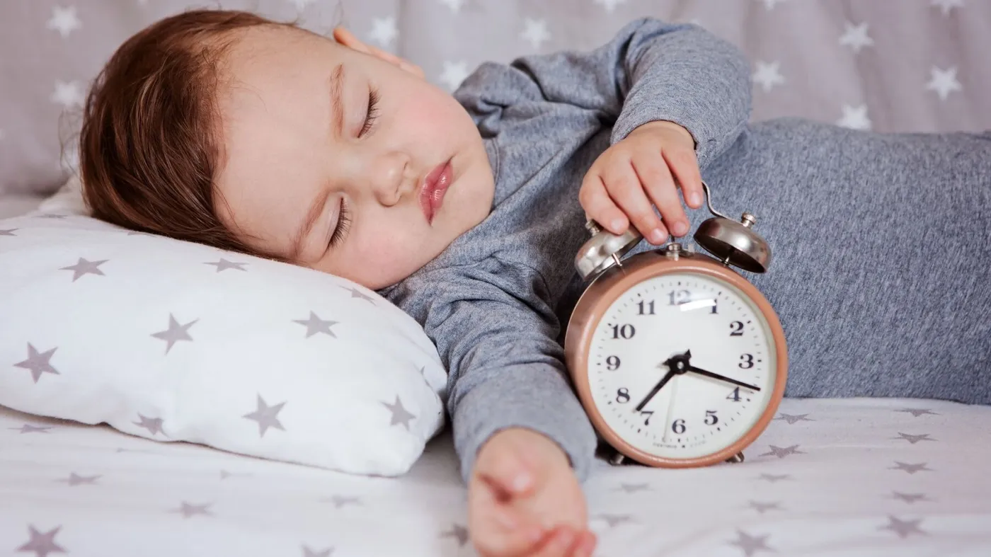 Saviez-vous que le changement d’heure peut perturber votre bébé ? –