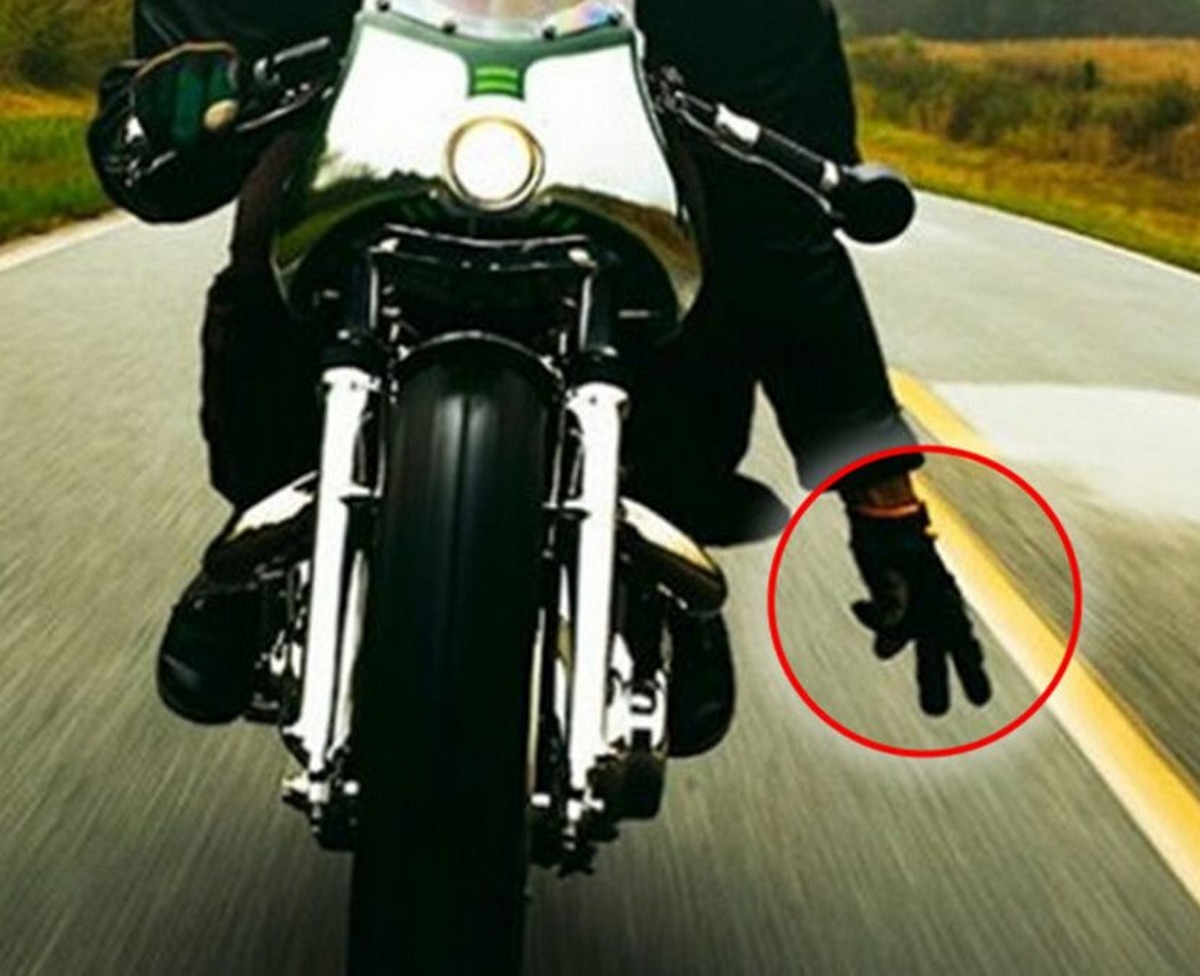 « Ce n’est pas un geste anodin » : voici pourquoi les motards font toujours ce signe étrange lorsqu’ils se croisent…