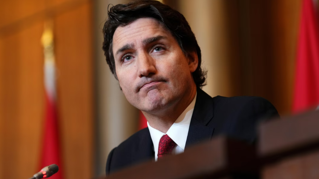 Justin Trudeau sous le feu des critiques pour son attitude envers le Québec