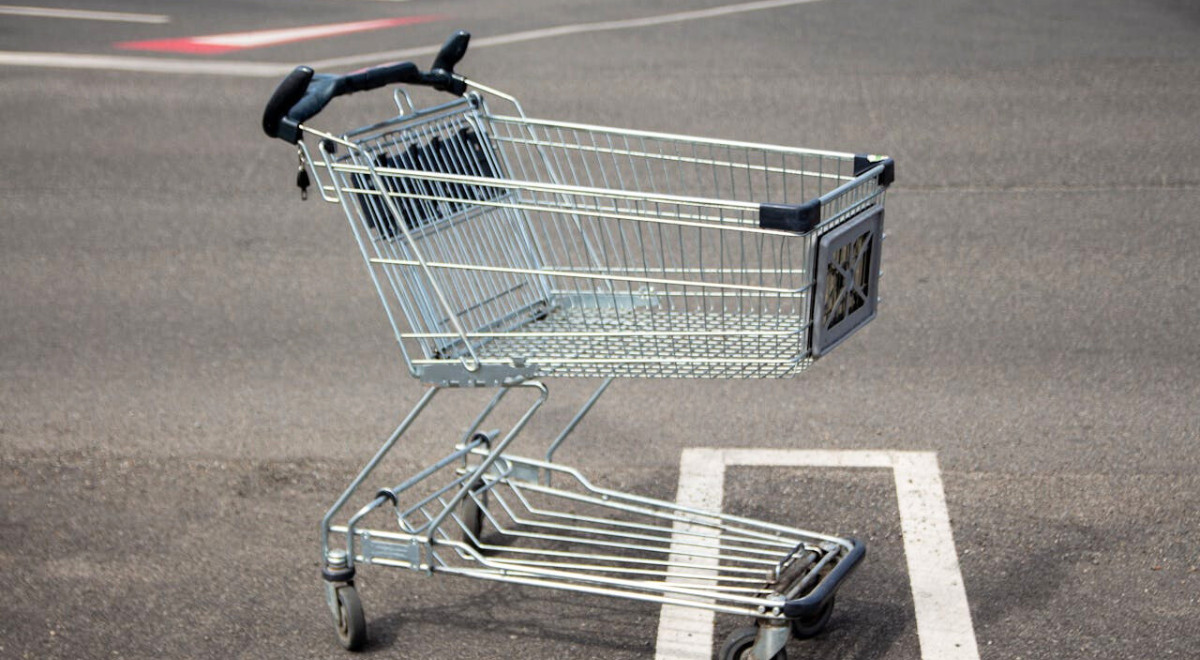 Pourquoi les chariots de supermarché sont-ils ‘abandonnés’ sur le parking ? Pour la science, il y a une raison