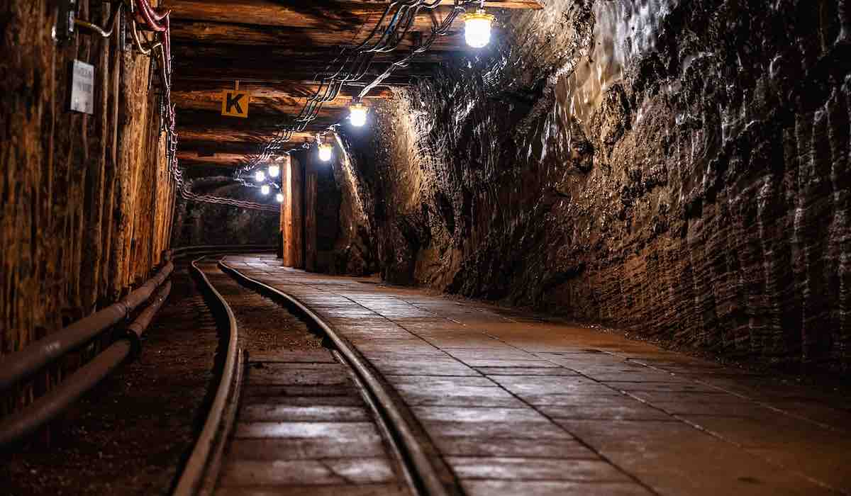 Le plus grand gisement d’hydrogène naturel au monde a été découvert dans une mine en Albanie